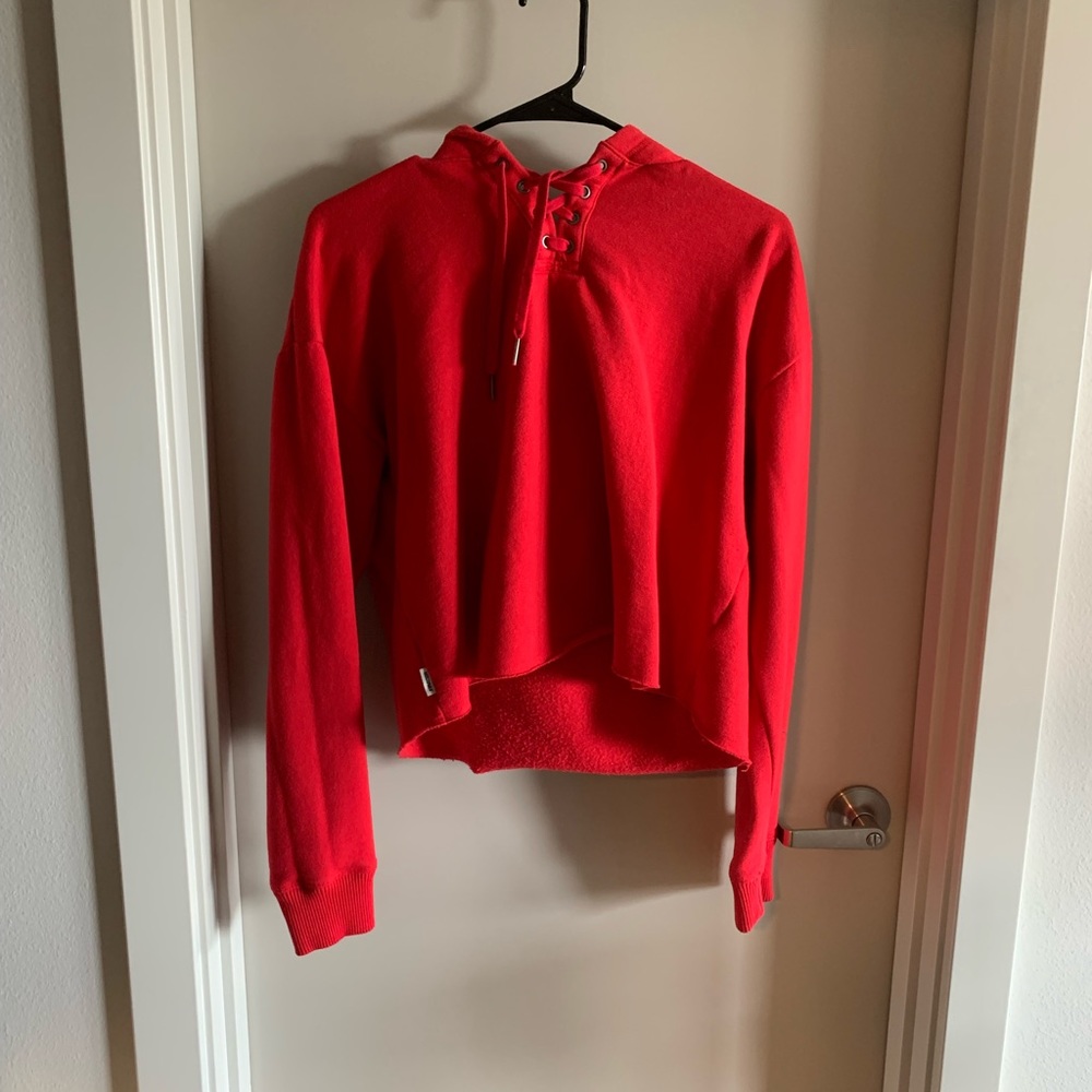 Brand: Starter Size: Medium Color: Vibrant red